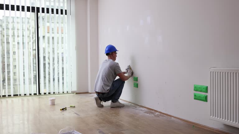 Best Wallpaper Removal and Painting  in Hyde, PA